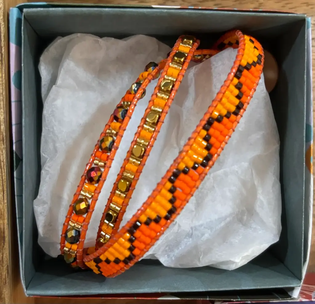 Triple Pyramide orange