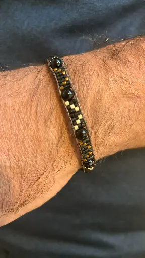 HÉMATITE noir